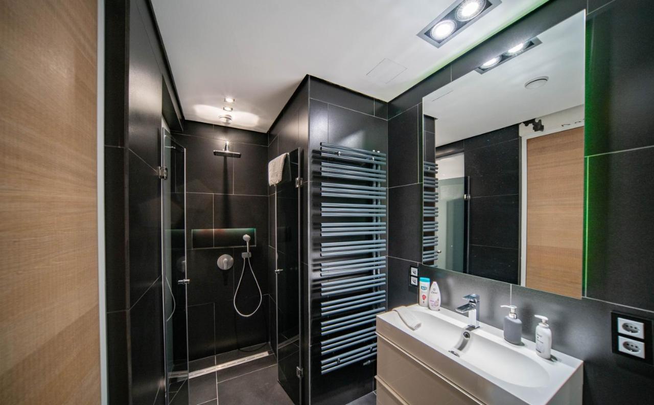 Riverside Luxury Panorama Home - Smarttv, Fastwifi Budapest Luaran gambar