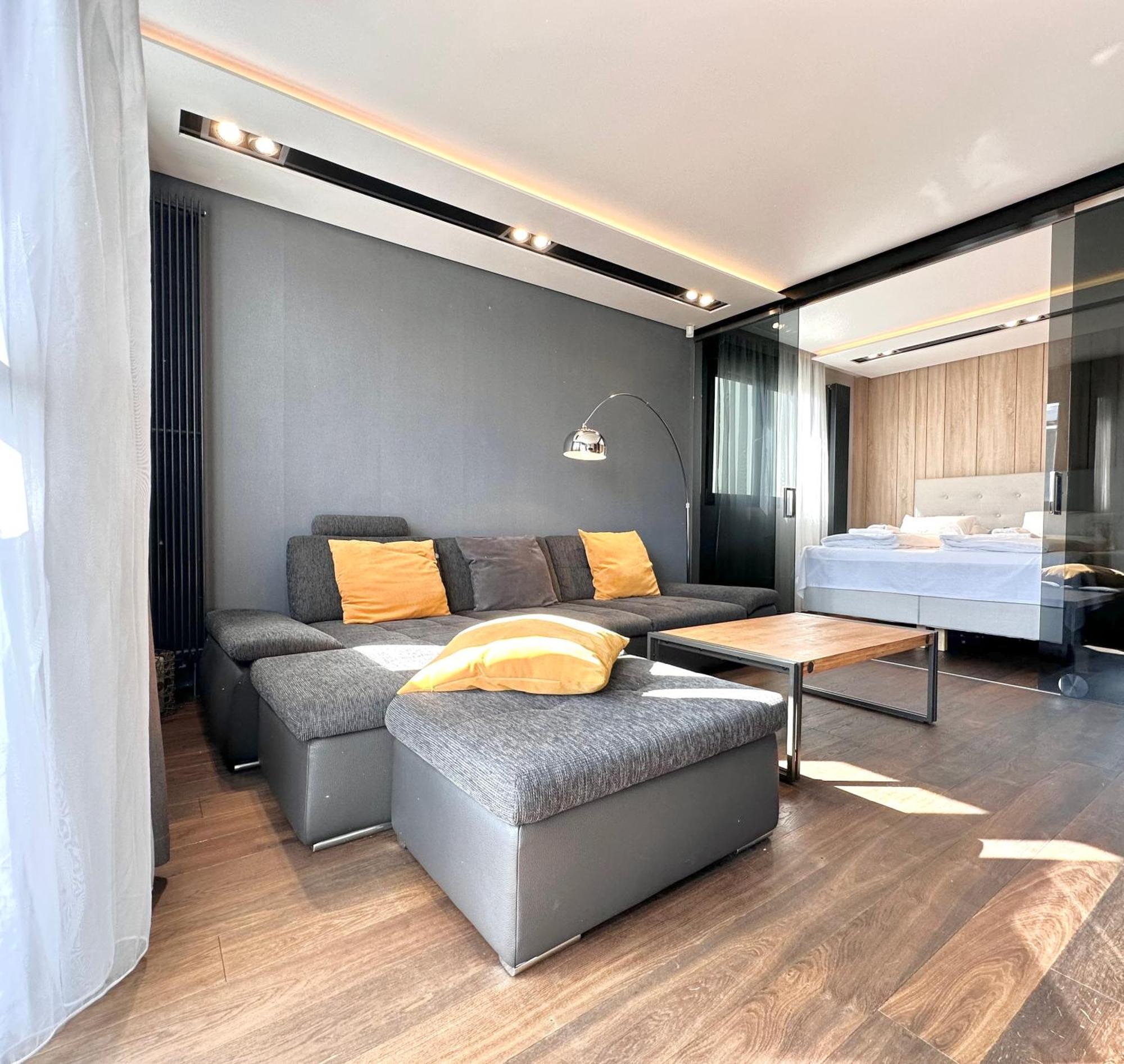Riverside Luxury Panorama Home - Smarttv, Fastwifi Budapest Luaran gambar